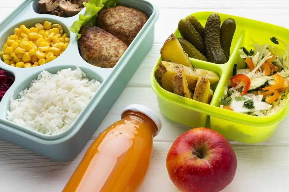 School Lunches by Bonneville Academy Charter School in Montauk Lane Stansbury Park UT